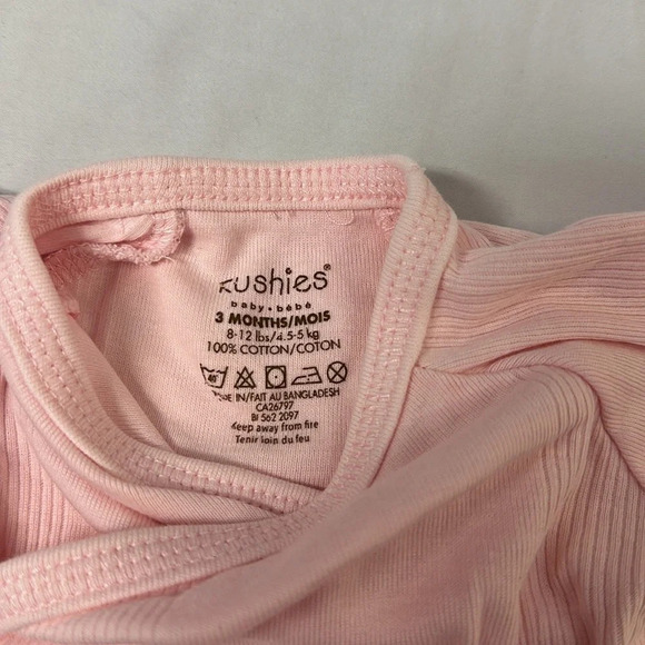 Old Navy/Kushies - 2 piece baby outfit/set. Size 3-6 months - Picture 5 of 7